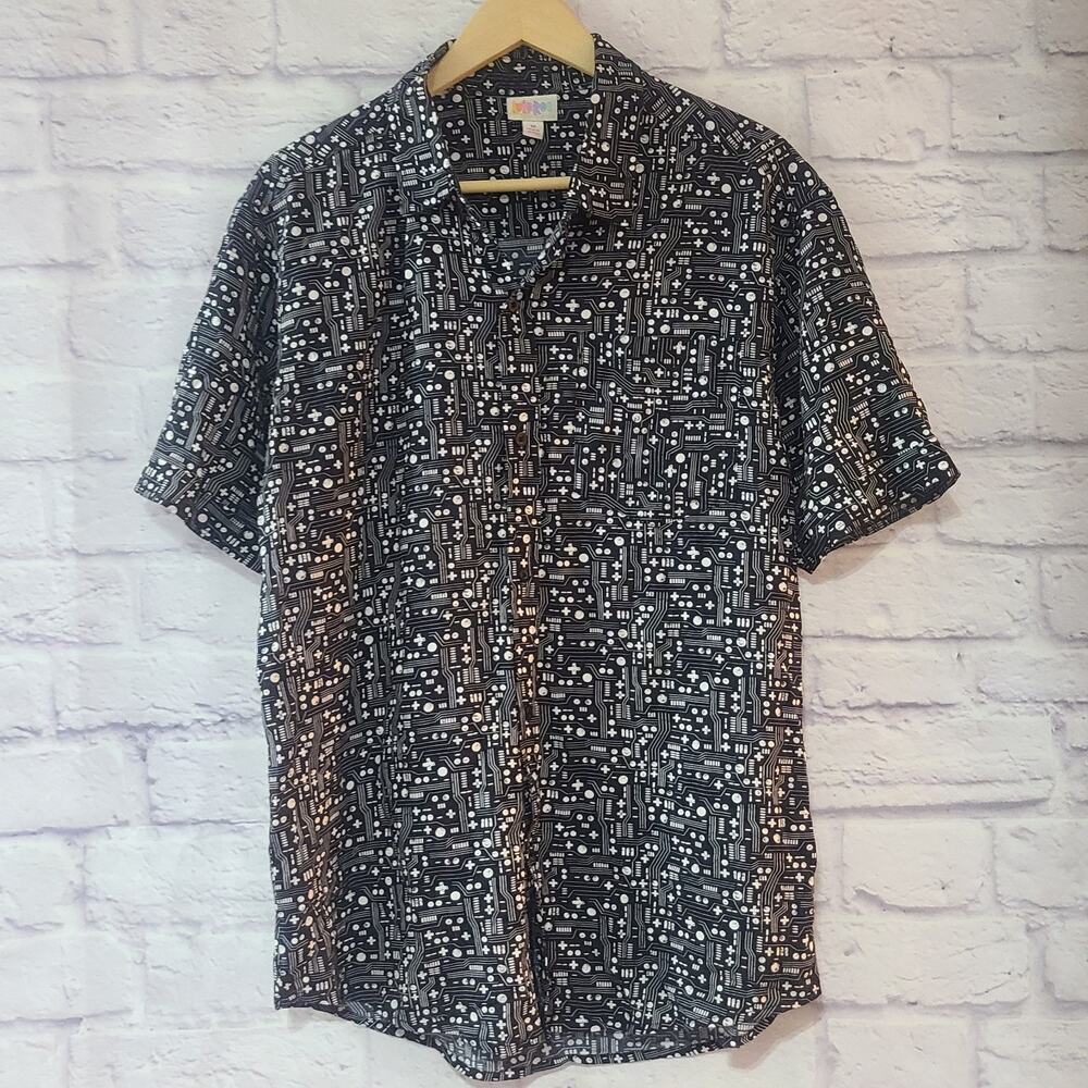 Lularoe Michael Button Front Shirt Mens Medium Black White Collared Chest Pocket